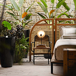 Настольная лампа с круглым деревянным отражателем и черным цилиндрическим плафоном Accord Lighting варинант исполнения - 8 | Loft Concept в Краснодаре