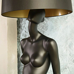 Лампа MANNEQUIN LAMP с абажуром модельный позинг варинант исполнения - 4 | Loft Concept в Краснодаре