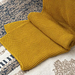 Плед из хлопка жемчужной вязки горчичного цвета Waffle Comfort варинант исполнения - 6 | Loft Concept в Краснодаре