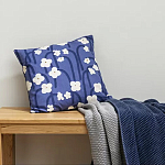 Подушка декоративная синяя с цветочным принтом Blossom Essence Emily варинант исполнения - 5 | Loft Concept в Краснодаре