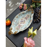 Блюдо овальное из голубого фарфора с ручками в виде бабочек и цветочным рисунком Blue Garden варинант исполнения - 3 | Loft Concept в Краснодаре