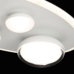 Потолочный светильник овальной формы белого цвета с 4-мя лампами Lunar Pebbles варинант исполнения - 6 | Loft Concept в Краснодаре