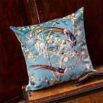 Подушка декоративная с изображением птиц в саду Chinoiserie Birds in a Tree Cushion варинант исполнения - 2 | Loft Concept в Краснодаре