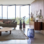 Фигурный приставной столик бордового цвета  AMORPHOUS варинант исполнения - 6 | Loft Concept в Краснодаре