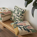 Подушка с цветочным принтом Blooming Elegance Lily варинант исполнения - 6 | Loft Concept в Краснодаре