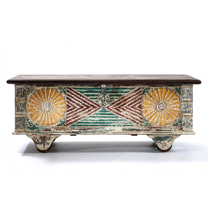 Сундук резной Advaith Carved Antique Chest Бежевый Мульти Коричневый в Краснодаре | Loft Concept 